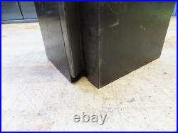 (EA) Quick change tool post 6 wide 7 tall missing handle and center bolt